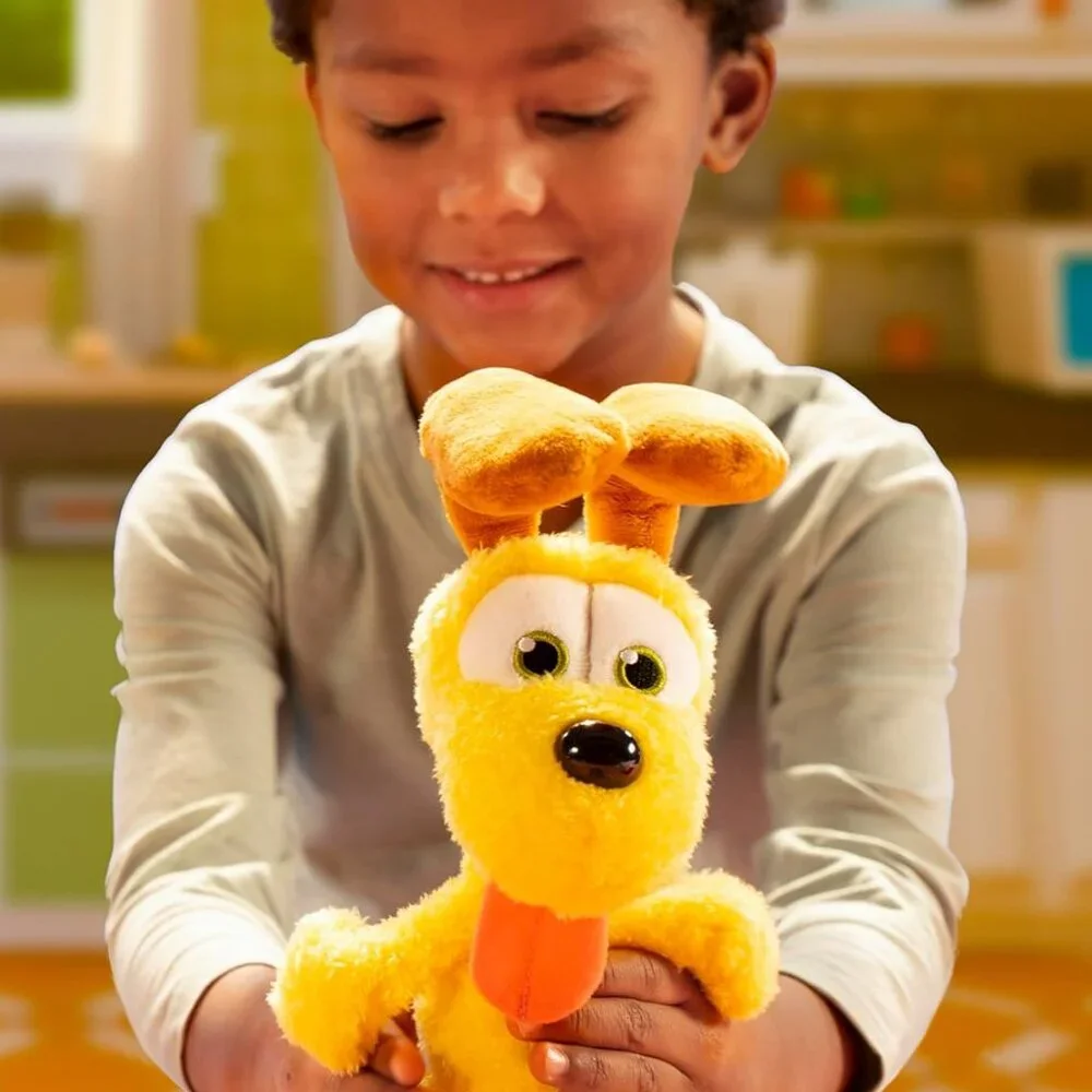NEW Odie 8